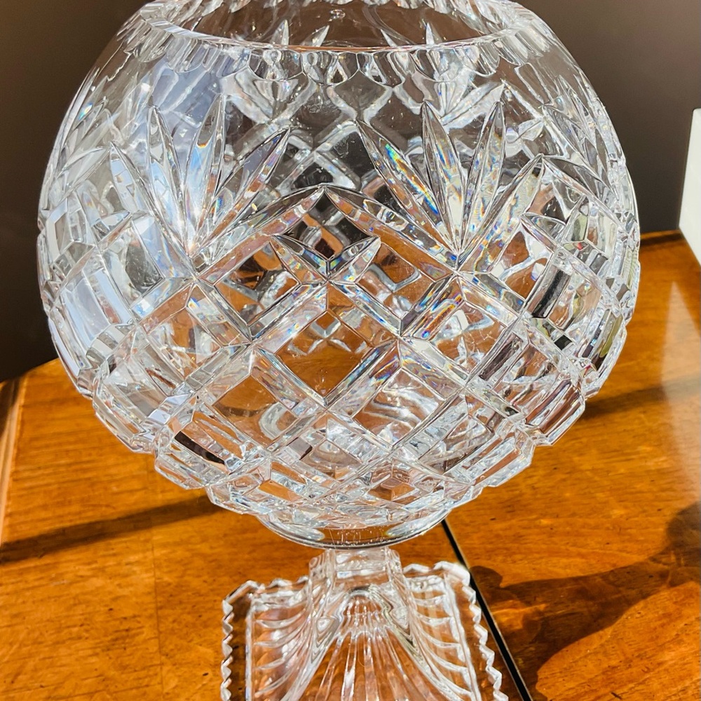 Elegant Crystal Cut Glass Vase/Candle Holder #2 - Picture 4 of 5